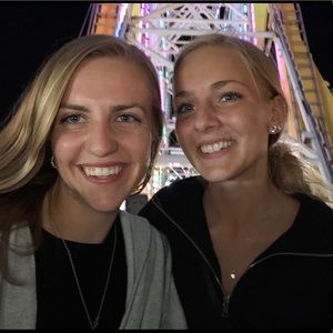 Meet your Posher, Debra